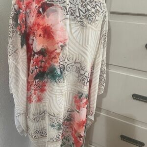 Floral Patterned Women's Top